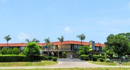 Tarpon Shores Inn Tarpon Springs Exterior photo