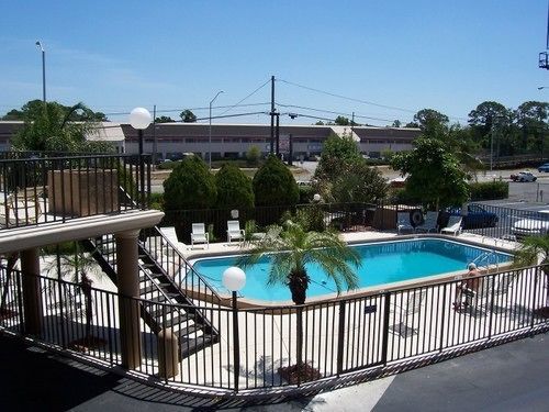 Tarpon Shores Inn Tarpon Springs Exterior photo